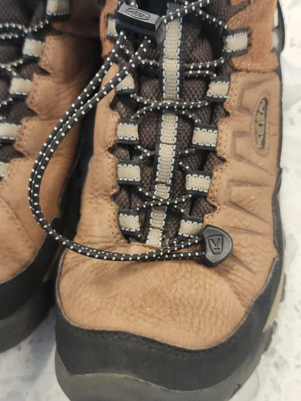 KEEN 4 Kids' Targhee IV Mid Hiking Boot Brown Leather